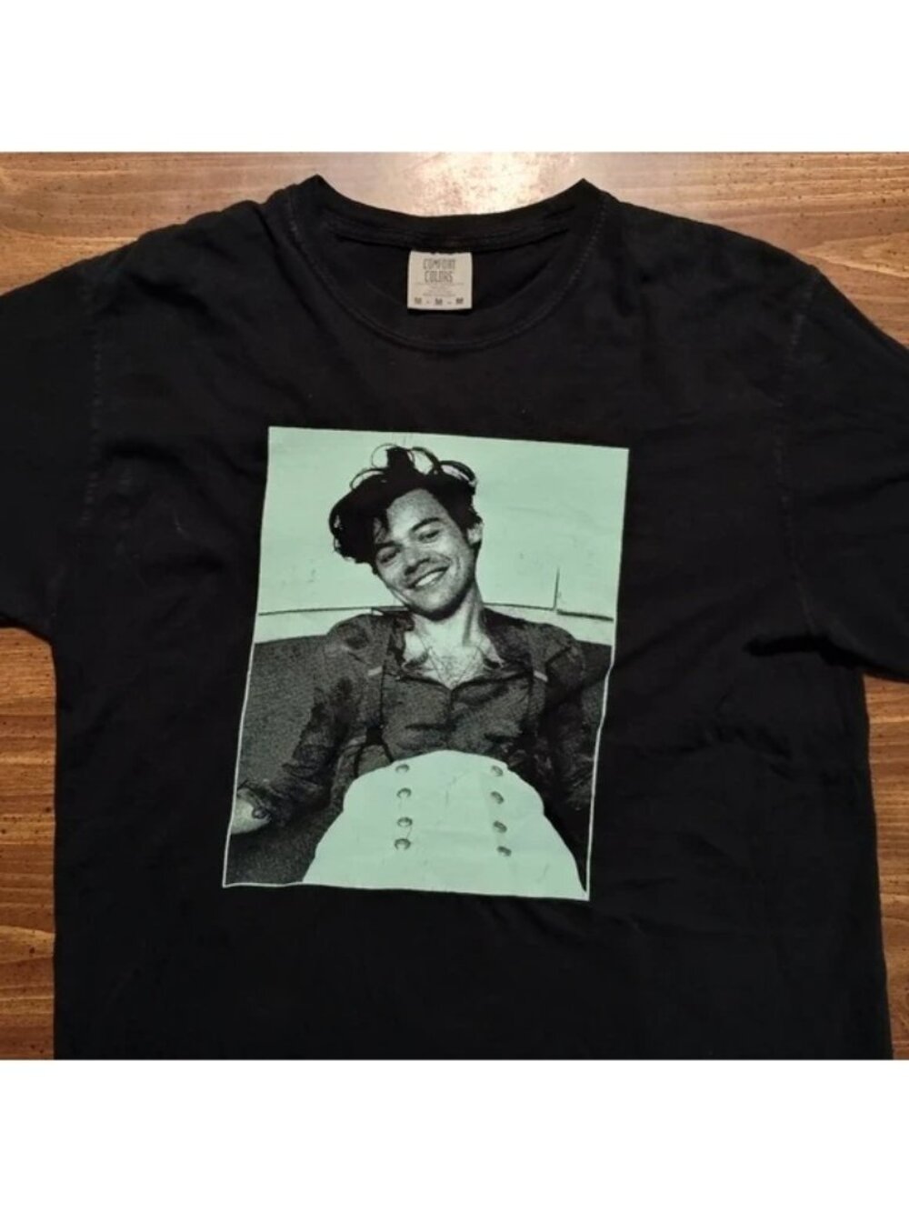 Harry Styles Concert T-Shirt - Medium // Music Tour Band Tee Shirt Love